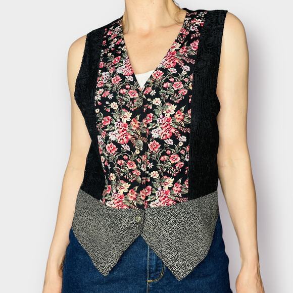 90s 2 X 5 Black Lace Floral Vest - Picture 4 of 9